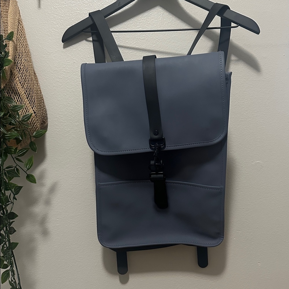 Rains Backpack Mini - Picture 3 of 6